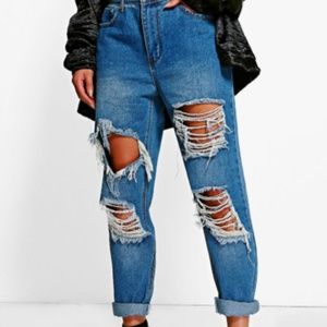 Distressed Low Rise Boyfriend Jeans